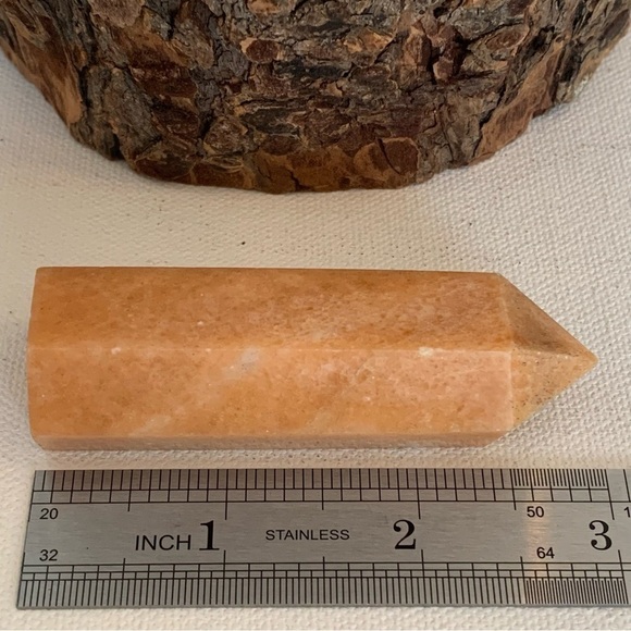 Peach Aventurine Crystal Carved Tower Point Wand Orange Chakra Stone Rock 3" 72g - Picture 9 of 9